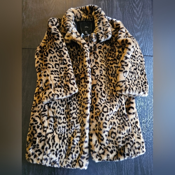 Forever 21 Faux Fur Leopard Jacket Womens - Picture 8 of 8